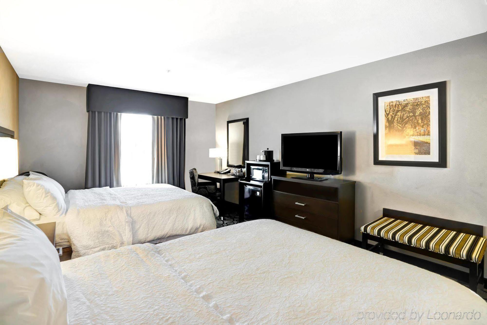 Hampton Inn & Suites Columbia South Fort Meade Area מראה חיצוני תמונה
