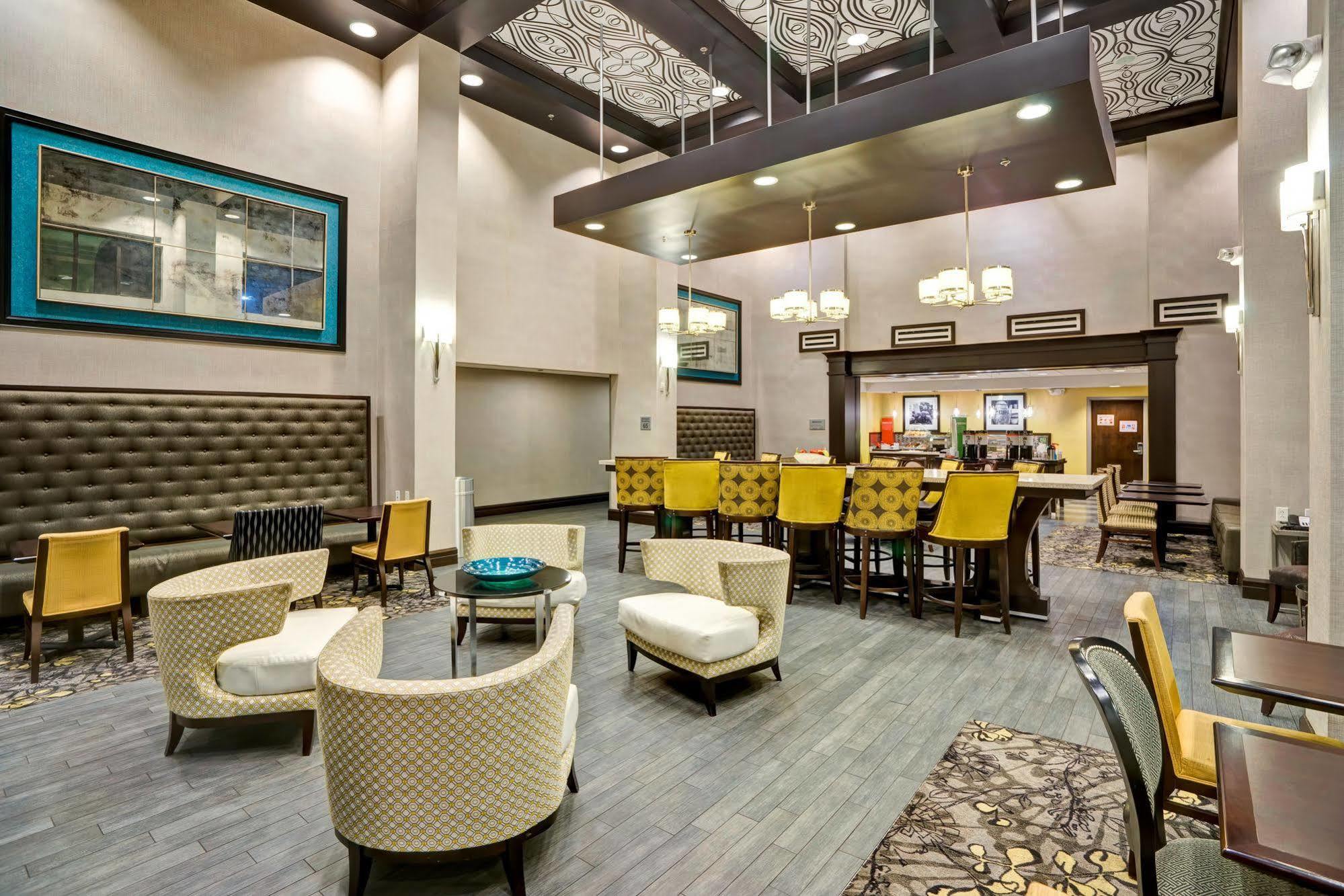 Hampton Inn & Suites Columbia South Fort Meade Area מראה חיצוני תמונה